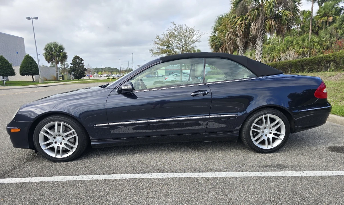 2009 Mercedes-Benz C209/A209 CLK-Class - Image 3 of 21