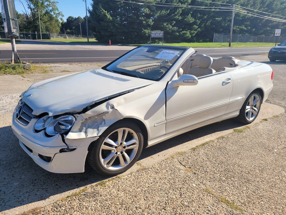 2009 Mercedes-Benz C209/A209 CLK-Class - Image 2 of 31