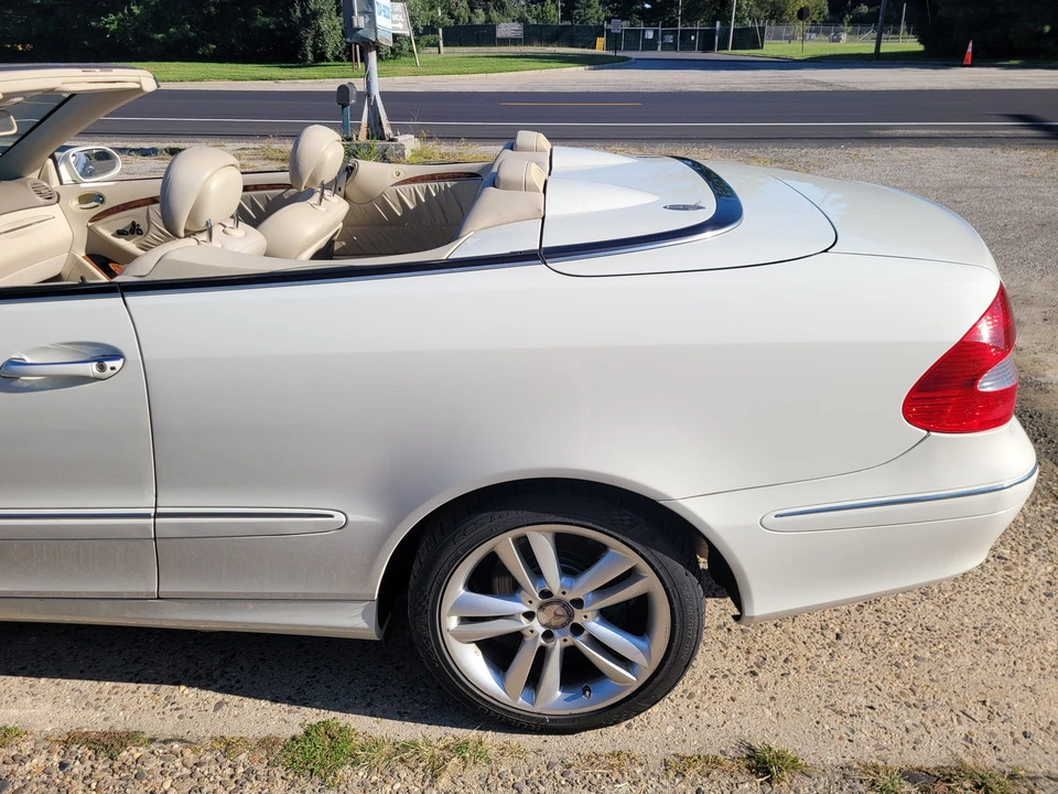 2009 Mercedes-Benz C209/A209 CLK-Class - Image 16 of 31