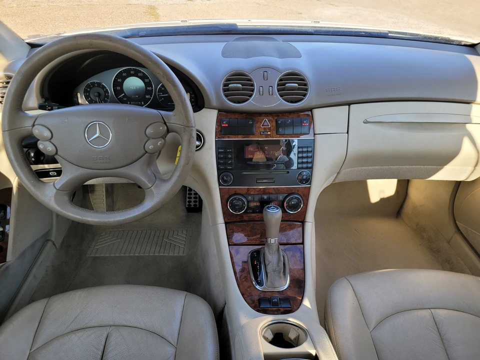 2009 Mercedes-Benz C209/A209 CLK-Class - Image 11 of 31