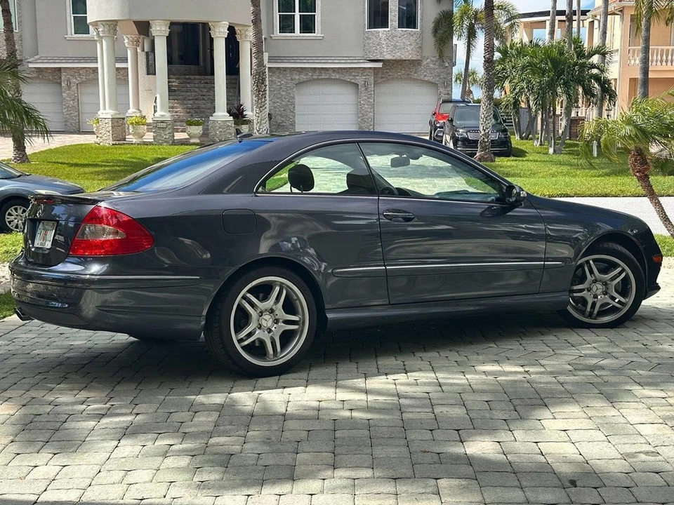 2009 Mercedes-Benz C209/A209 CLK-Class - Image 8 of 24