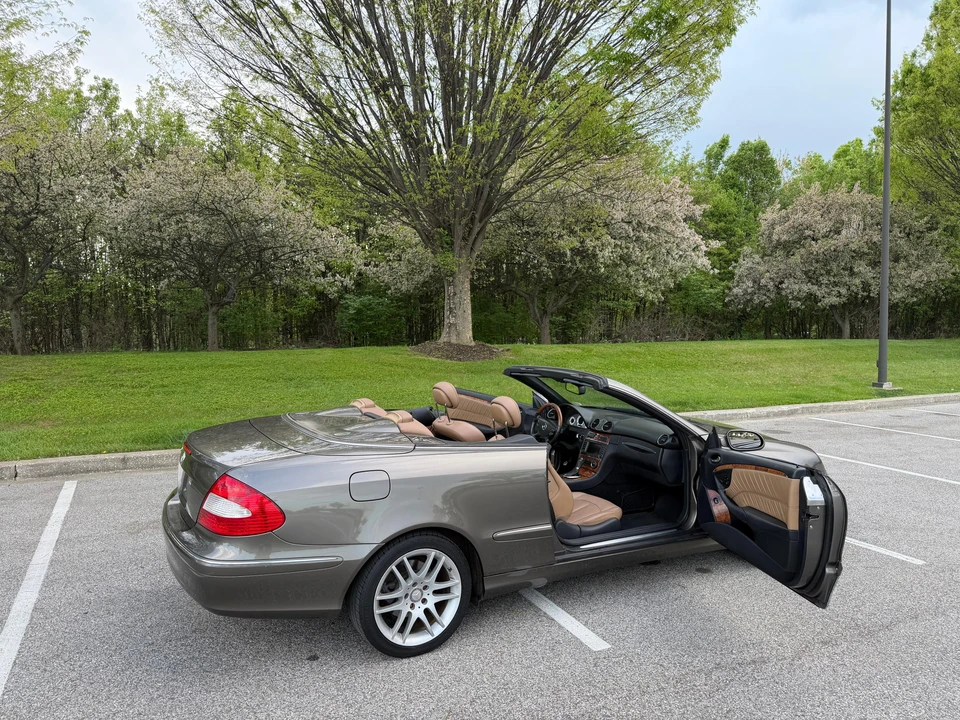 2009 Mercedes-Benz C209/A209 CLK-Class - Image 13 of 31