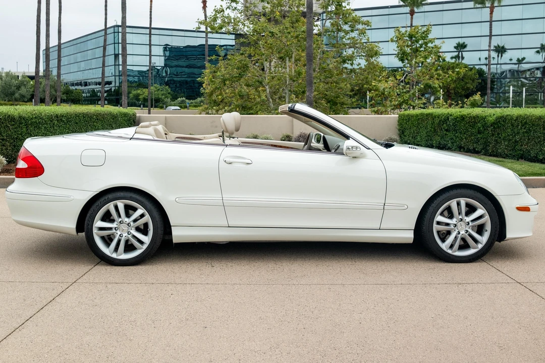2009 Mercedes-Benz C209/A209 CLK-Class - Image 3 of 25