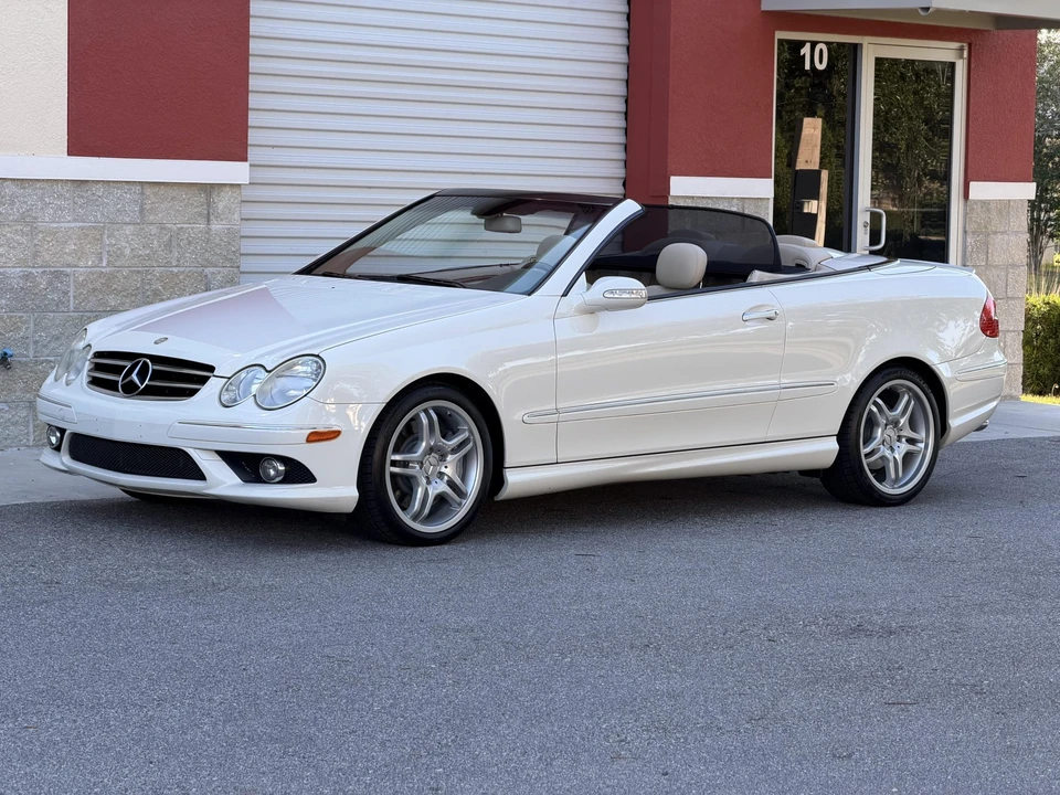 2009 Mercedes-Benz C209/A209 CLK-Class - Image 2 of 31