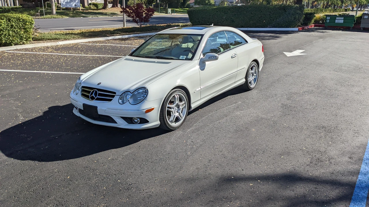 2009 Mercedes-Benz C209/A209 CLK-Class - Image 8 of 31