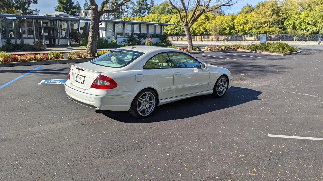 2009 Mercedes-Benz C209/A209 CLK-Class - Image 27 of 31