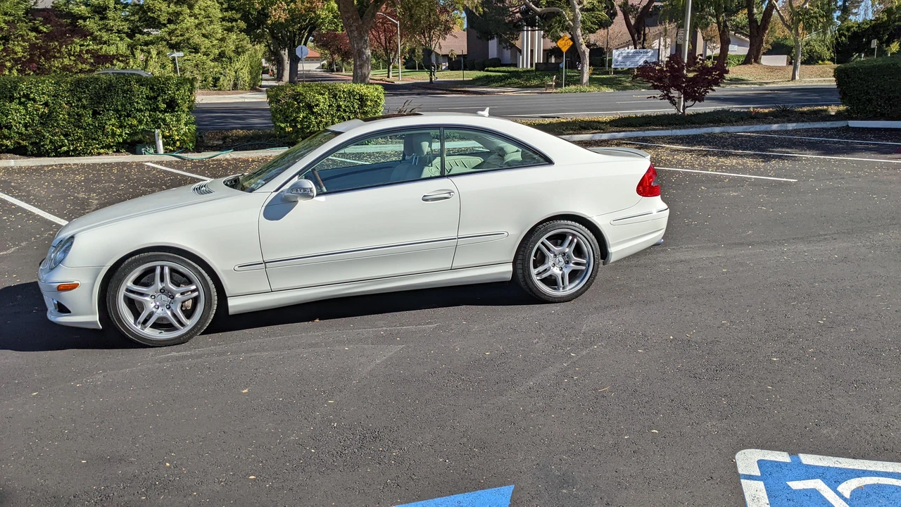 2009 Mercedes-Benz C209/A209 CLK-Class - Image 12 of 31