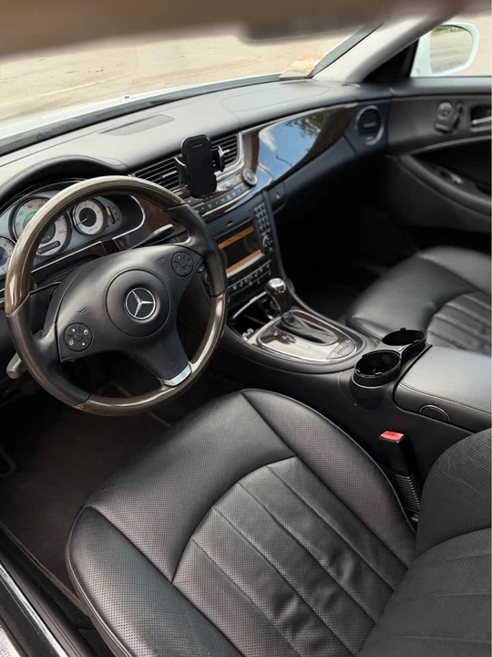 2009 Mercedes-Benz C219 CLS-Class - Image 17 of 20