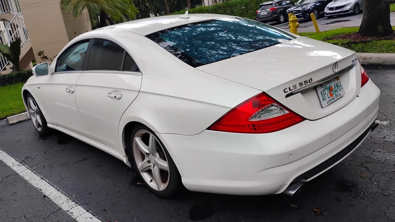 2009 Mercedes-Benz C219 CLS-Class - Image 7 of 19