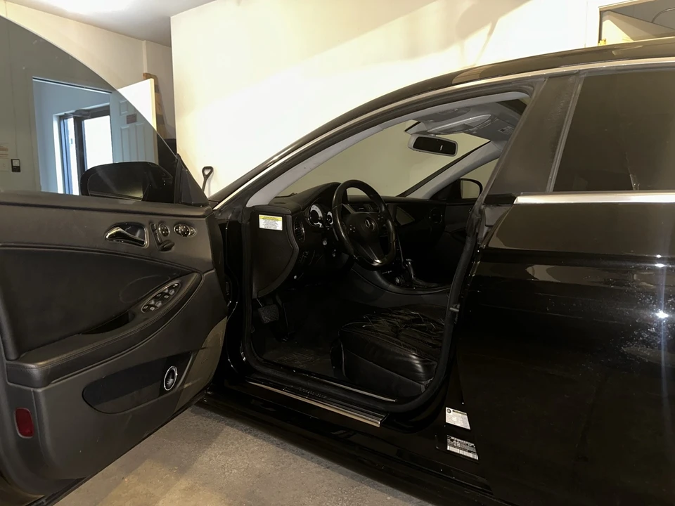 2009 Mercedes-Benz C219 CLS-Class - Image 9 of 12