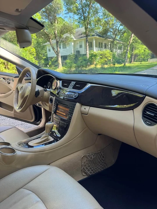 2009 Mercedes-Benz C219 CLS-Class - Image 11 of 15