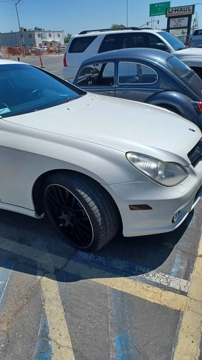 2009 Mercedes-Benz C219 CLS-Class - Image 3 of 16