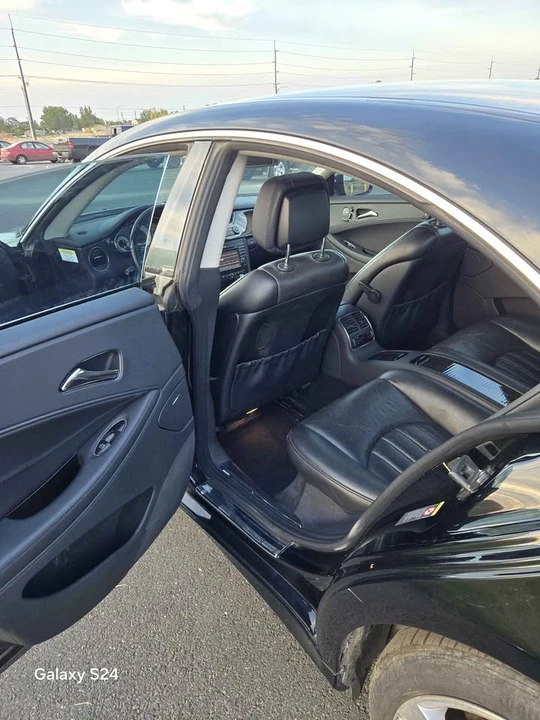 2009 Mercedes-Benz C219 CLS-Class - Image 9 of 10