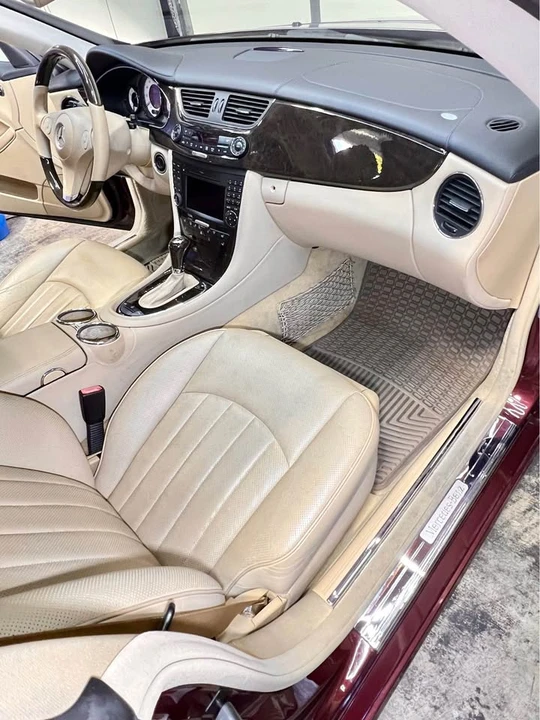 2009 Mercedes-Benz C219 CLS-Class - Image 9 of 20