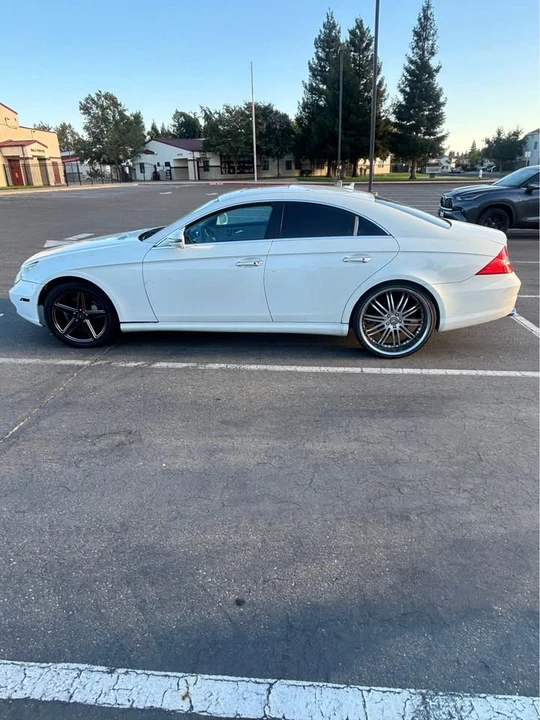 2009 Mercedes-Benz C219 CLS-Class - Image 4 of 10