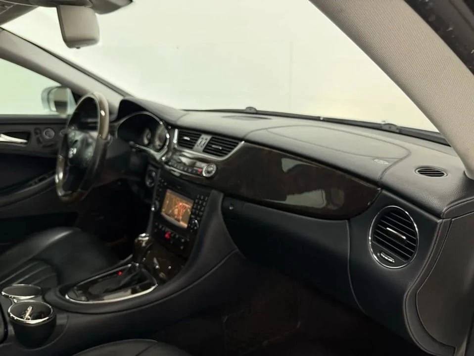 2009 Mercedes-Benz C219 CLS-Class - Image 9 of 20