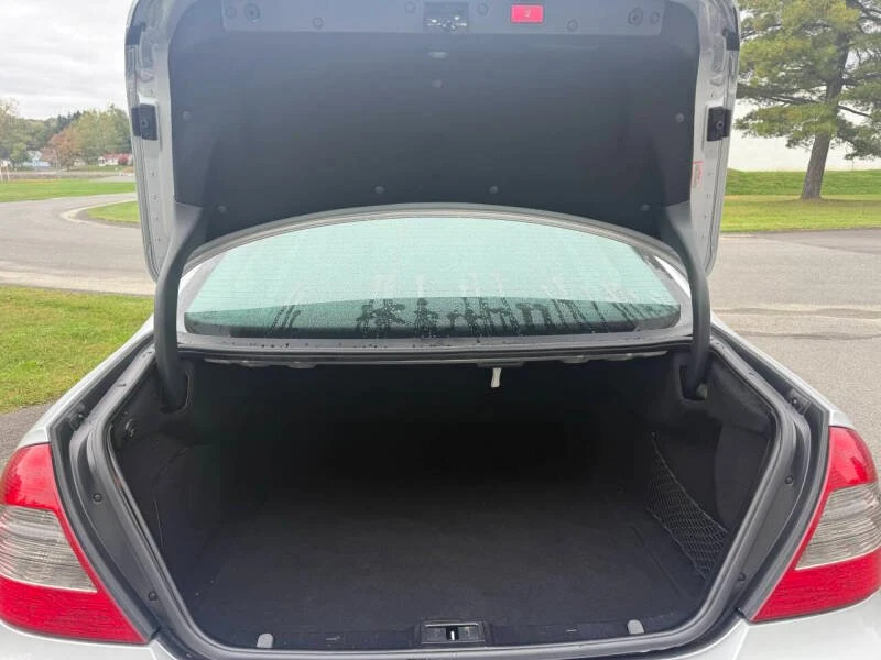 2009 Mercedes-Benz W211 E-Class - Image 13 of 18
