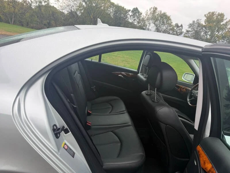 2009 Mercedes-Benz W211 E-Class - Image 12 of 18
