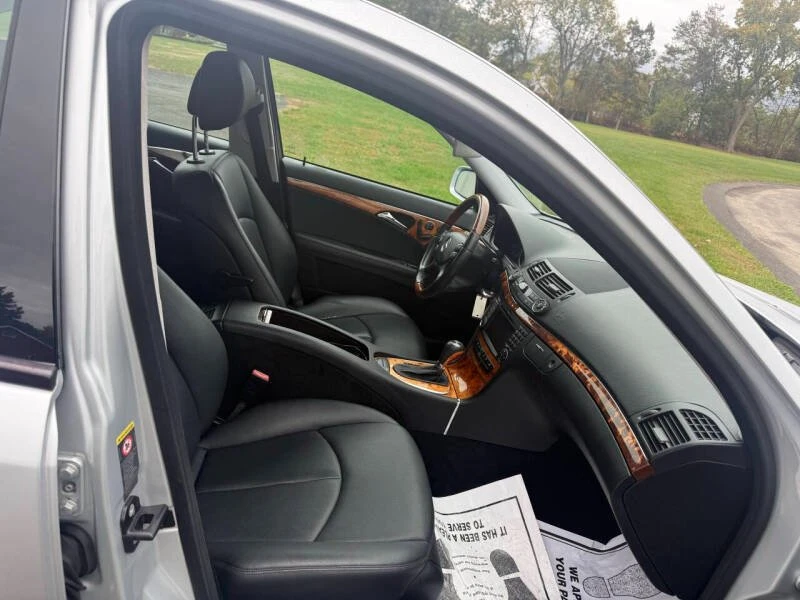 2009 Mercedes-Benz W211 E-Class - Image 10 of 18