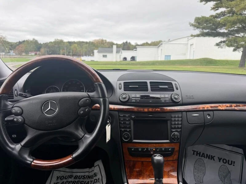 2009 Mercedes-Benz W211 E-Class - Image 15 of 18