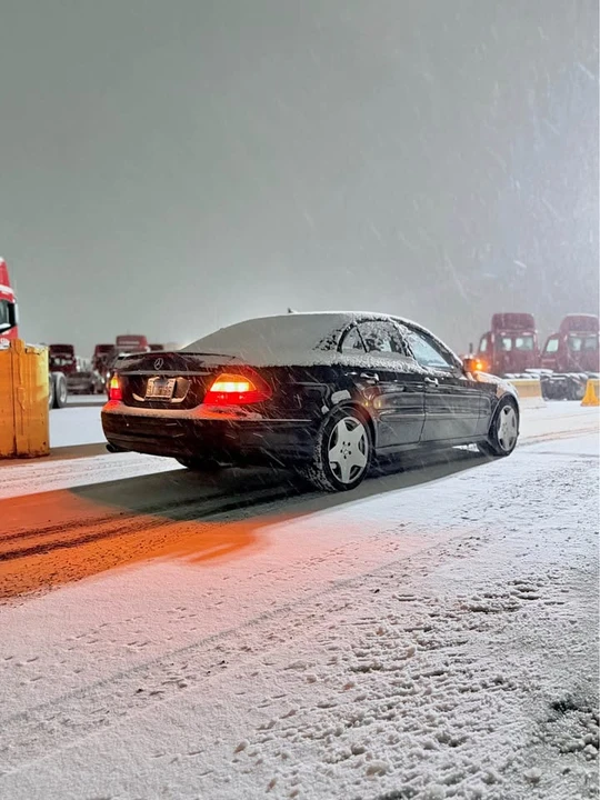 2009 Mercedes-Benz W211 E-Class - Image 5 of 11