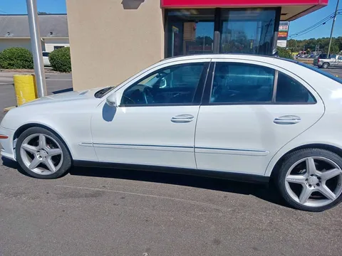 2009 Mercedes-Benz E-Class E 350 4MATIC Sedan 4D