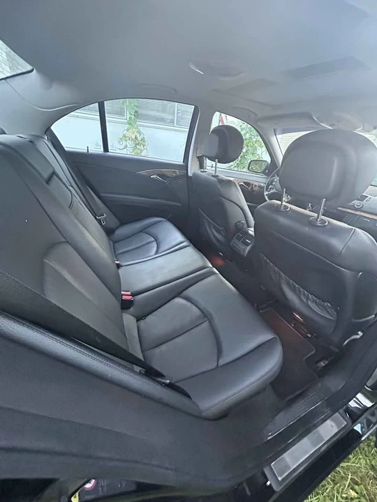 2009 Mercedes-Benz W211 E-Class - Image 11 of 13