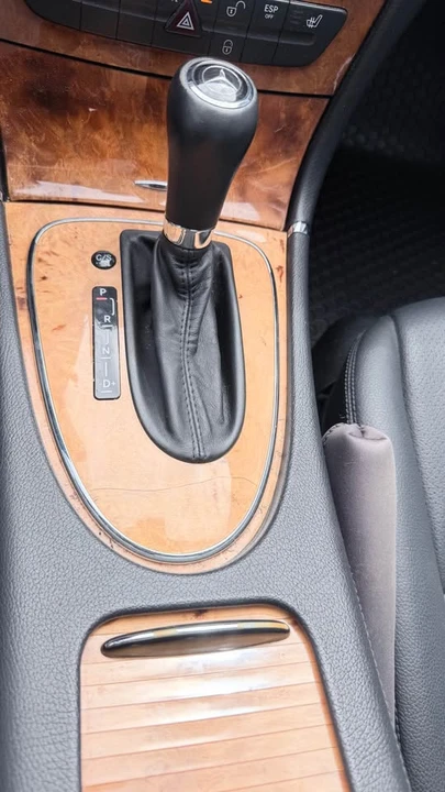 2009 Mercedes-Benz W211 E-Class - Image 17 of 19