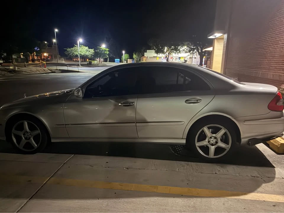 2009 Mercedes-Benz W211 E-Class - Image 2 of 8