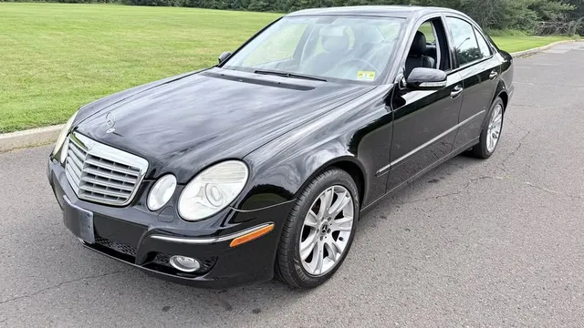 2009 Mercedes-Benz E-Class E 350 4MATIC Sedan 4D