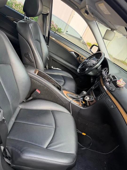 2009 Mercedes-Benz W211 E-Class - Image 9 of 14