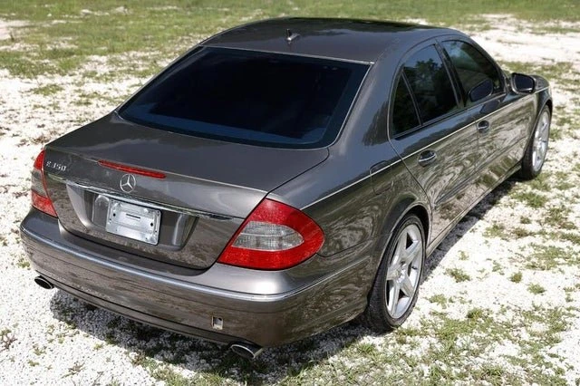 2009 Mercedes-Benz W212 E-Class - Image 10 of 18