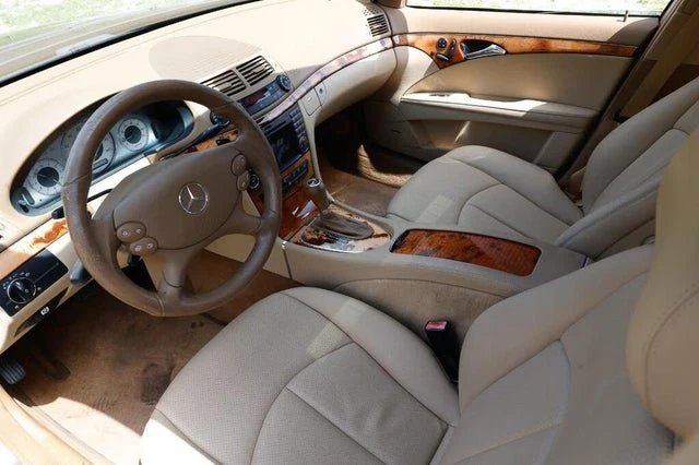 2009 Mercedes-Benz W212 E-Class - Image 4 of 18