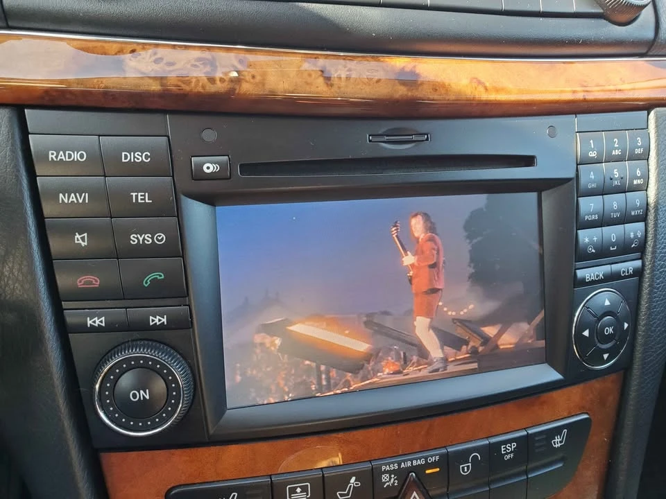 2009 Mercedes-Benz W211 E-Class - Image 16 of 20