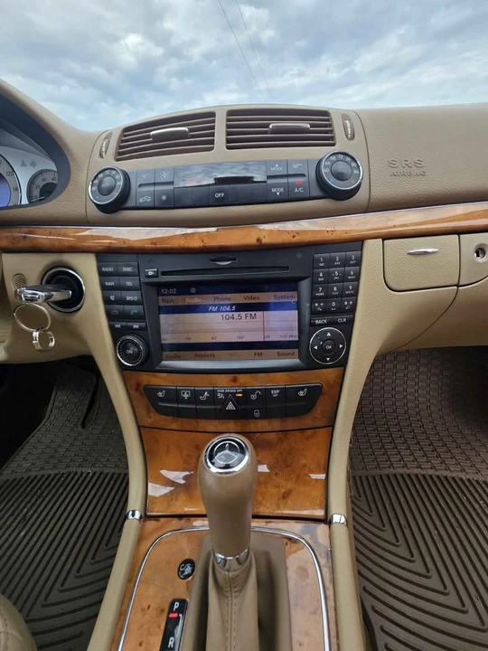 2009 Mercedes-Benz W211 E-Class - Image 10 of 15