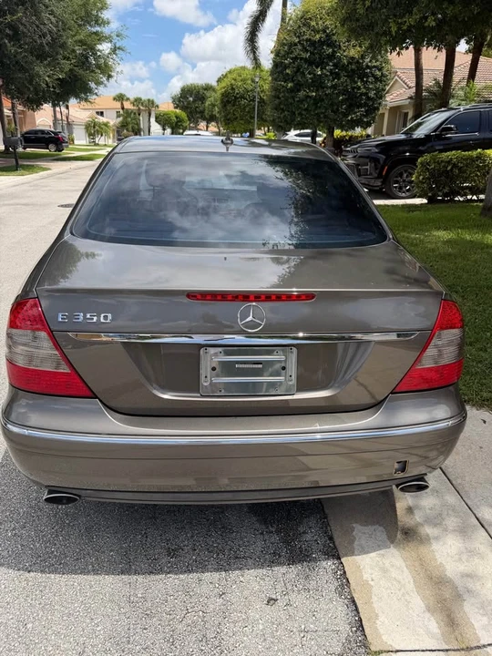 2009 Mercedes-Benz W211 E-Class - Image 10 of 13