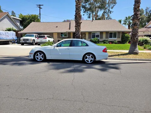 2009 Mercedes-Benz E-Class E 350 Sedan 4D