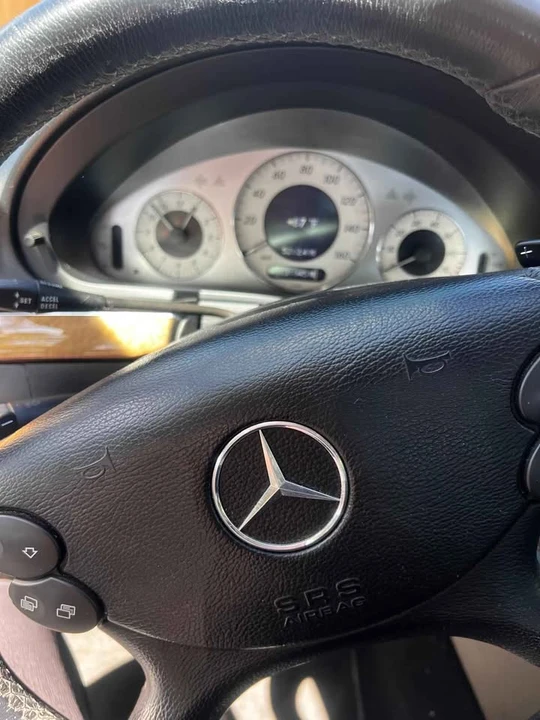 2009 Mercedes-Benz W211 E-Class - Image 8 of 12