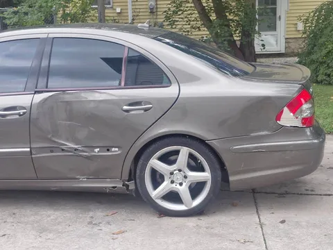 2009 Mercedes-Benz E-Class E 350 Sedan 4D