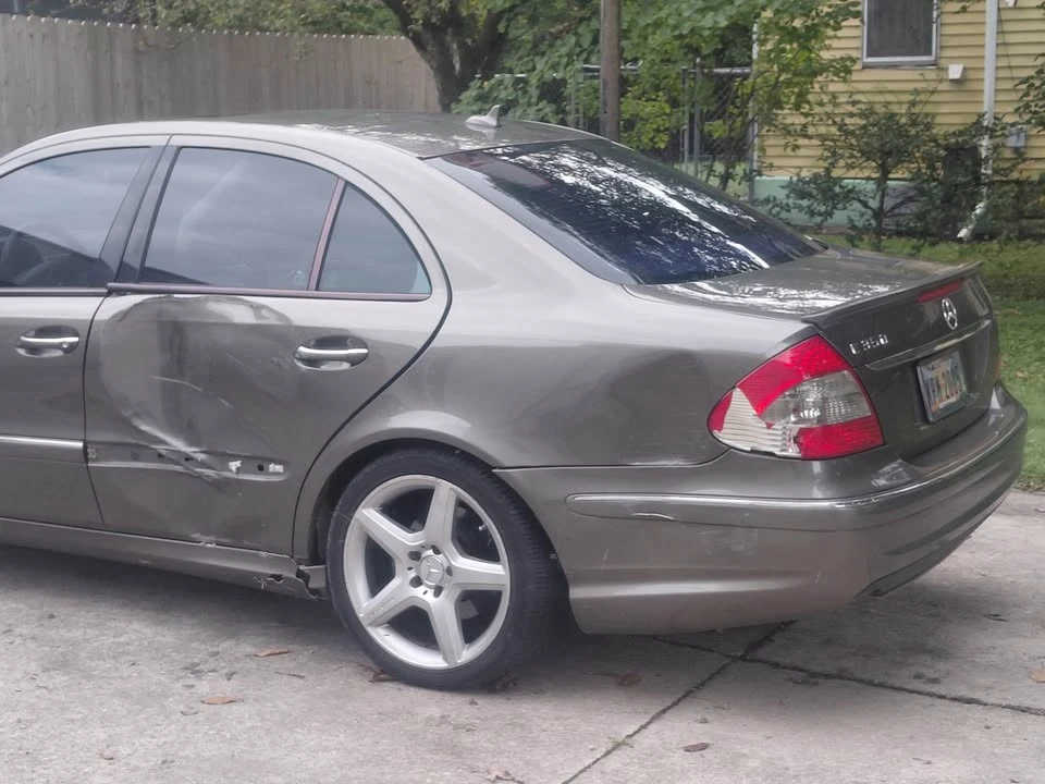 2009 Mercedes-Benz W211 E-Class - Image 2 of 11