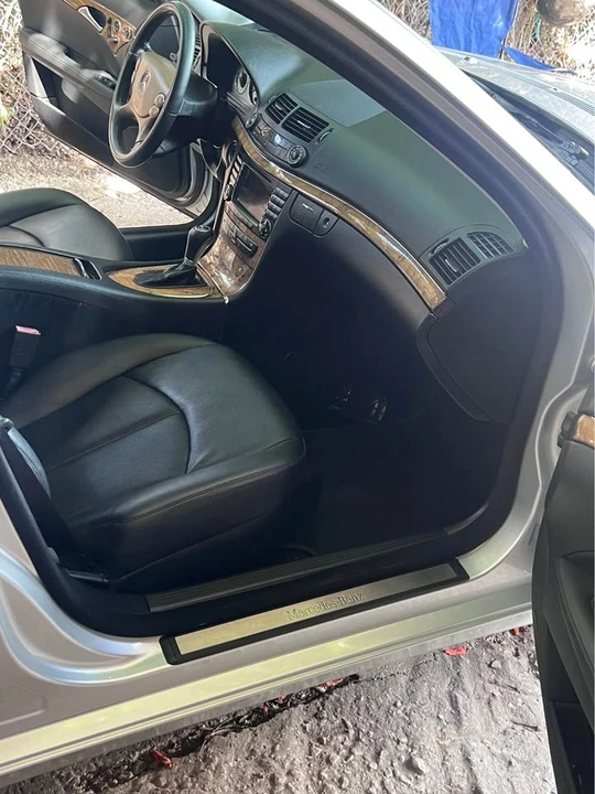2009 Mercedes-Benz W211 E-Class - Image 6 of 9