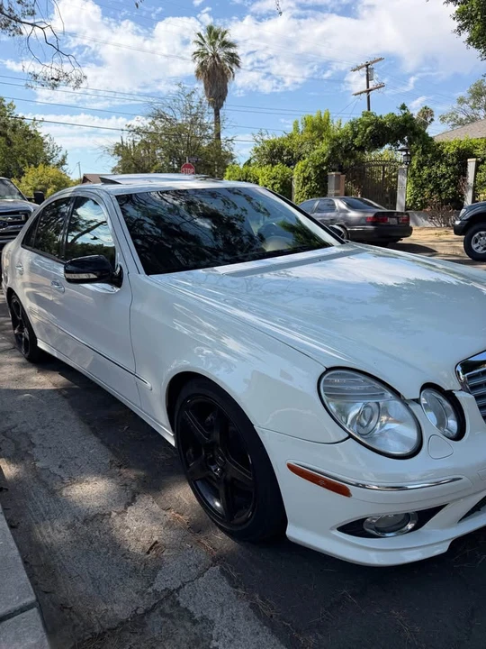 2009 Mercedes-Benz W212 E-Class - Image 3 of 16