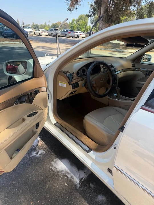 2009 Mercedes-Benz W212 E-Class - Image 14 of 16