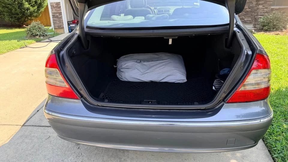 2009 Mercedes-Benz W211 E-Class - Image 12 of 13