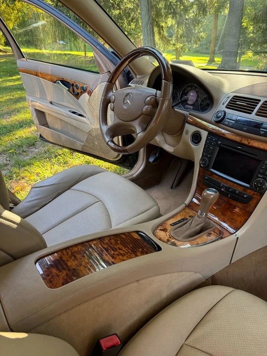 2009 Mercedes-Benz W211 E-Class - Image 11 of 18