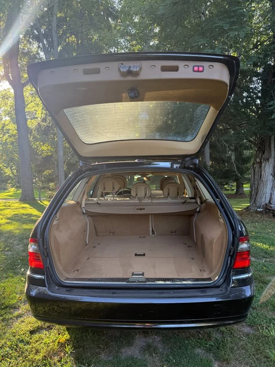2009 Mercedes-Benz W211 E-Class - Image 7 of 18