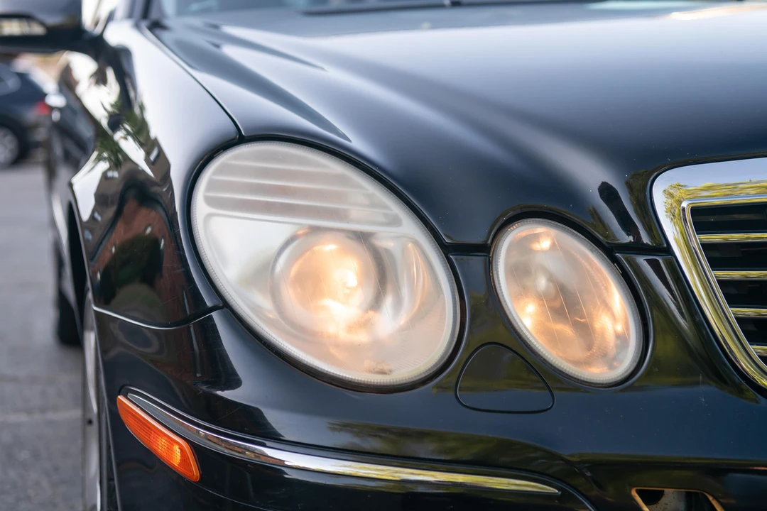 2009 Mercedes-Benz W211 E-Class - Image 12 of 31
