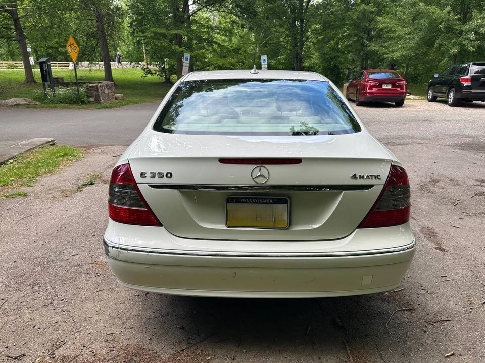 2009 Mercedes-Benz W212 E-Class - Image 5 of 21