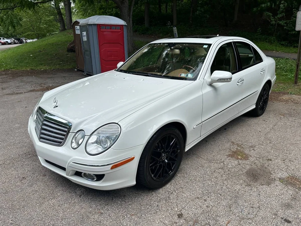 2009 Mercedes-Benz W212 E-Class - Image 3 of 21