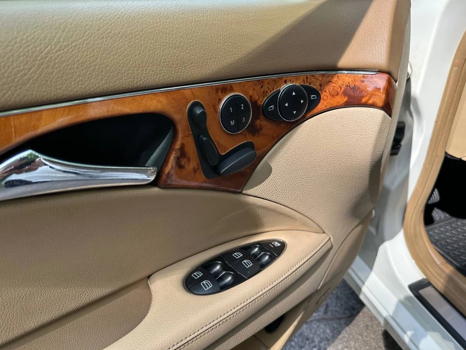 2009 Mercedes-Benz W212 E-Class - Image 14 of 21